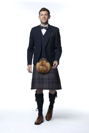 Arran Navy Tweed Kilt Outfit