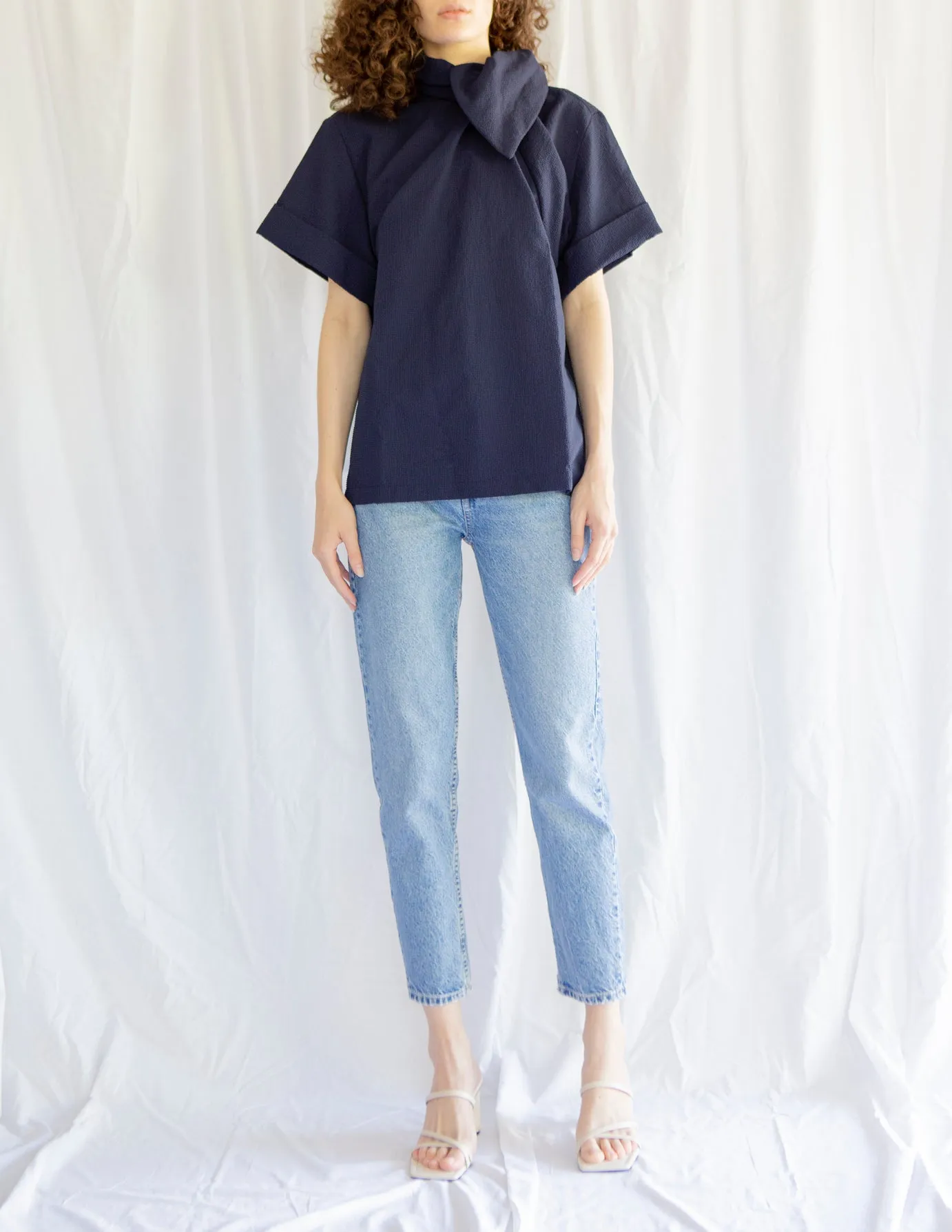 Calla Lily Top in Navy Seersucker