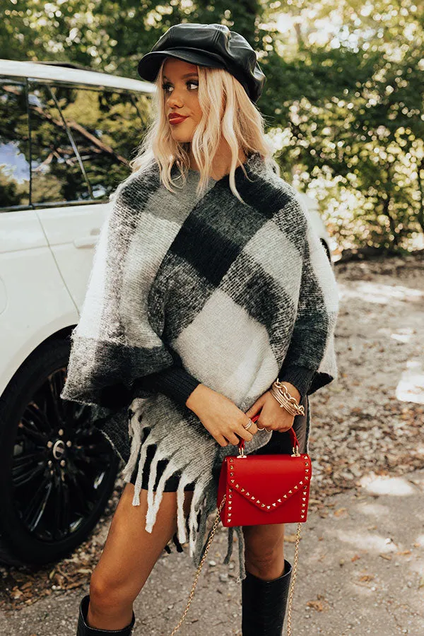 Cozy Debut Plaid Poncho In Charcoal