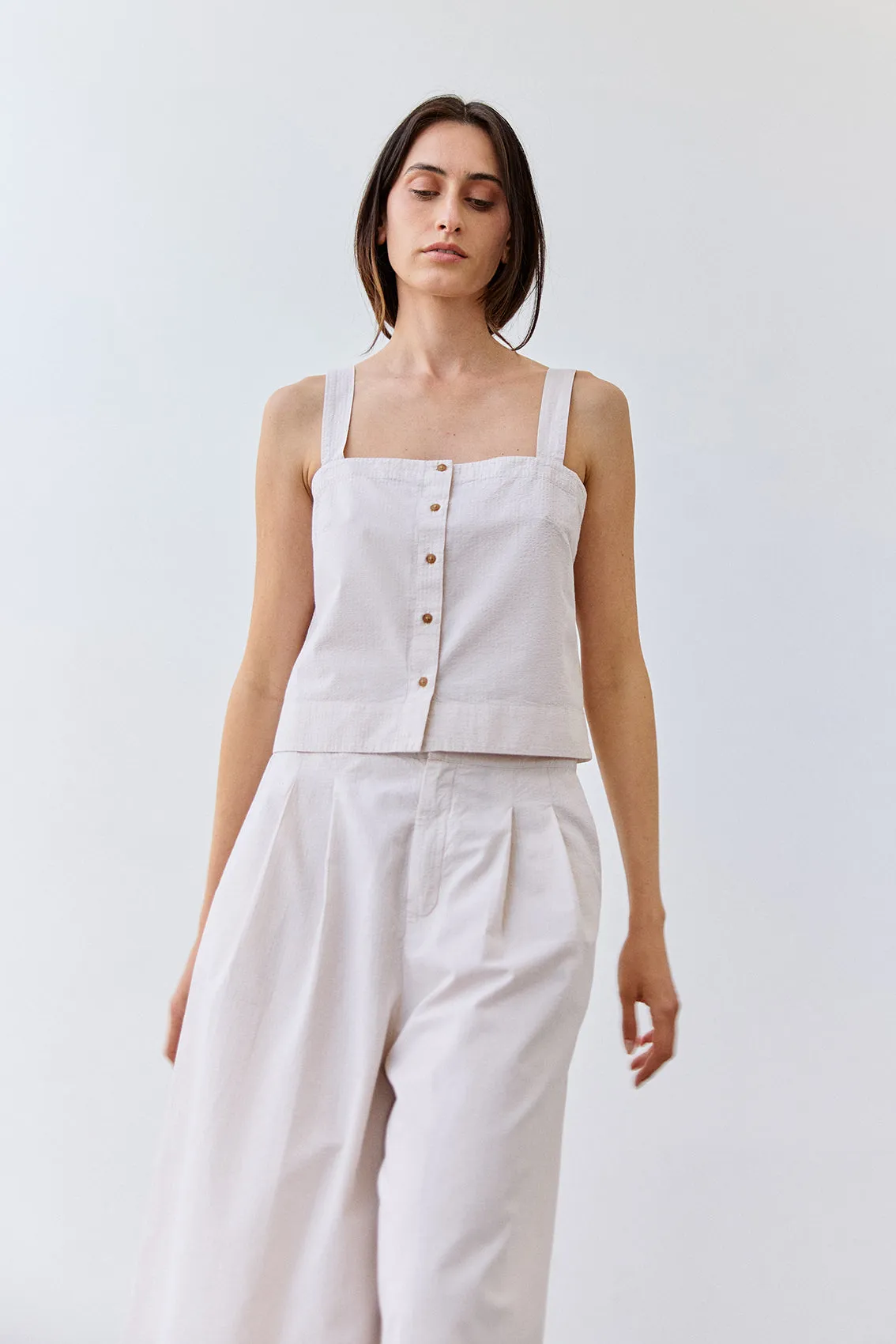 Cropped Buttoned Seersucker Cotton Top - Crudo