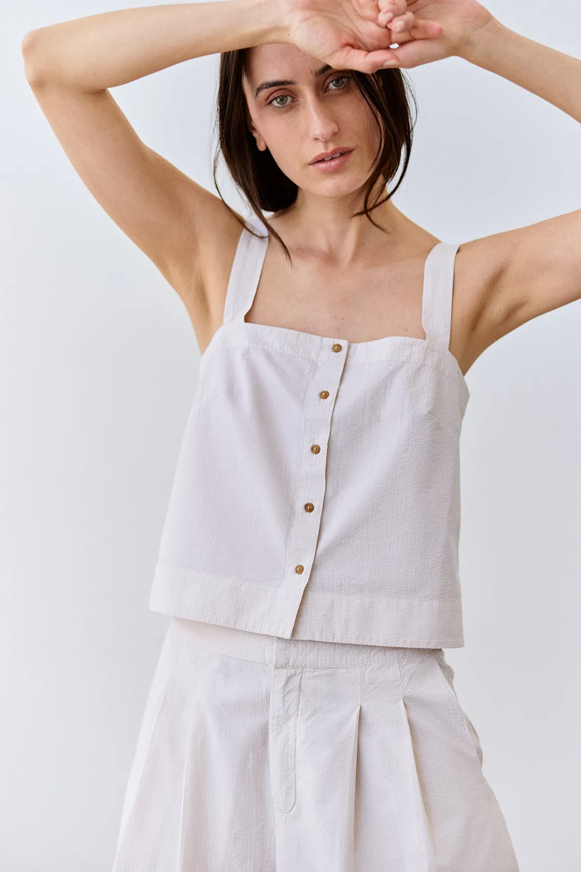 Cropped Buttoned Seersucker Cotton Top - Crudo