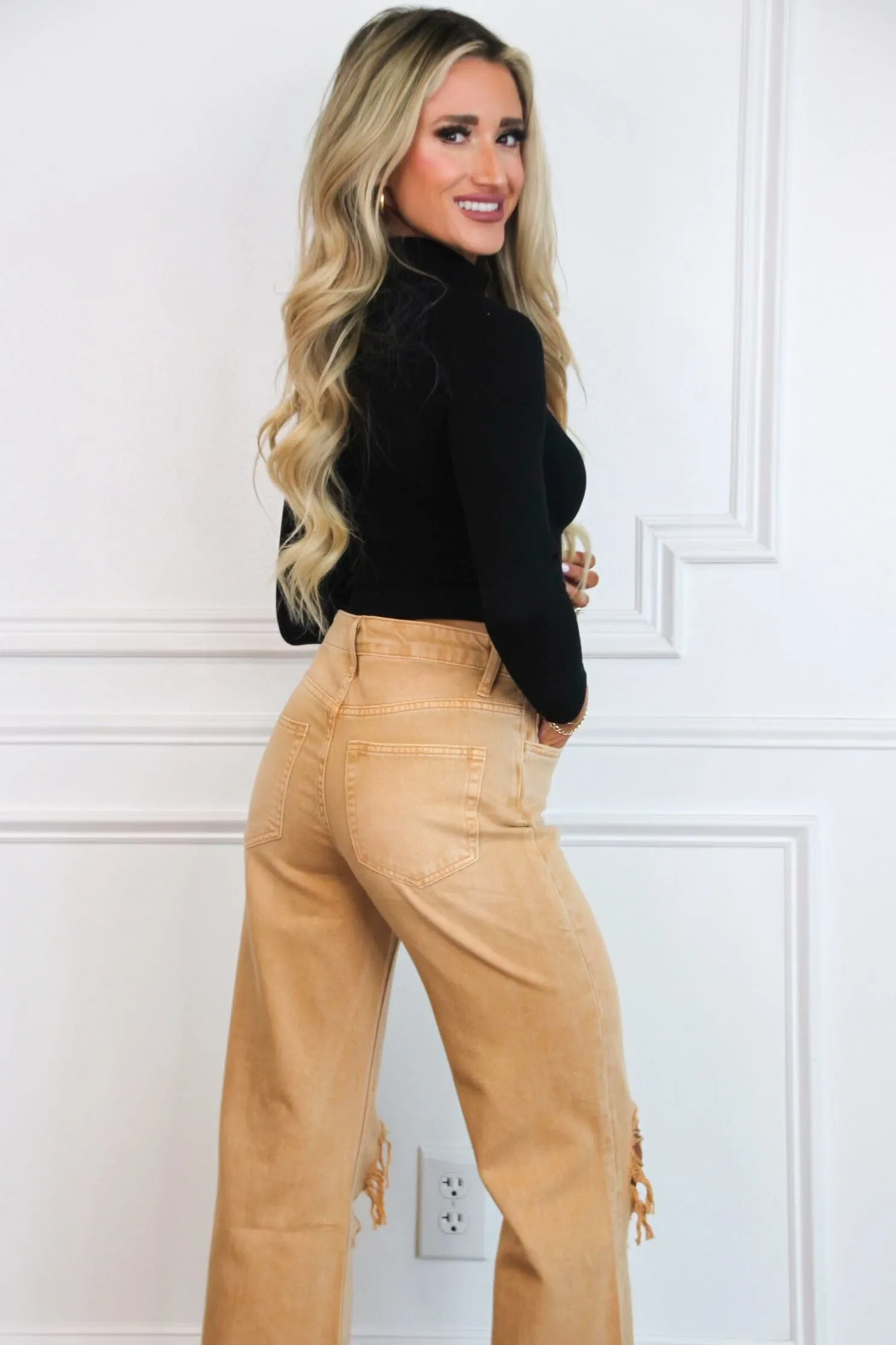 Dreya Long Sleeve Sweater Crop Top: Black