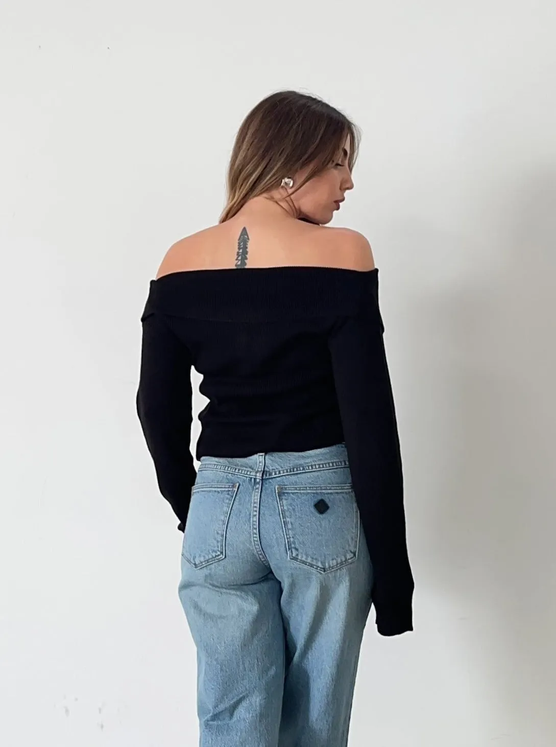 Exposed Crop Sweater