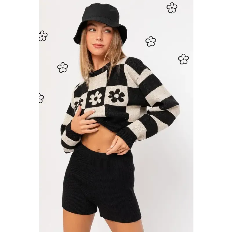 LONG SLEEVE CROP SWEATER