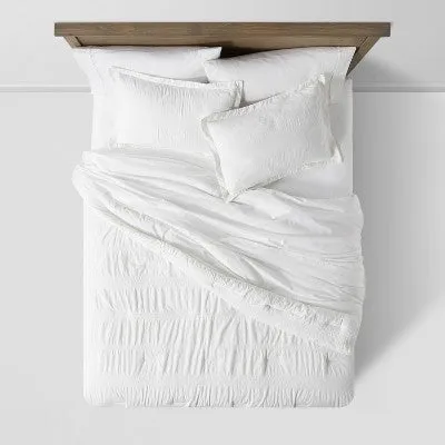 New - Full/Queen Seersucker Comforter & Sham Set White - Threshold