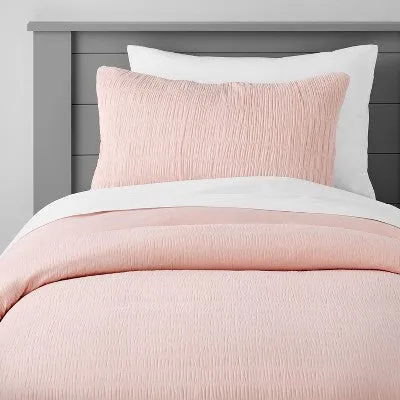 New - Full/Queen Seersucker Kids' Duvet Cover Pink - Pillowfort