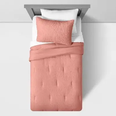 New - Twin Seersucker Comforter Set Rose Pink - Pillowfort