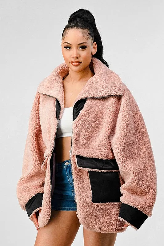 OVERSIZED SHERPA WITH CONTRAST JACKET