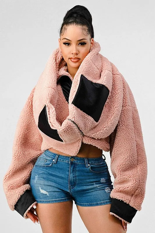 OVERSIZED SHERPA WITH CONTRAST JACKET