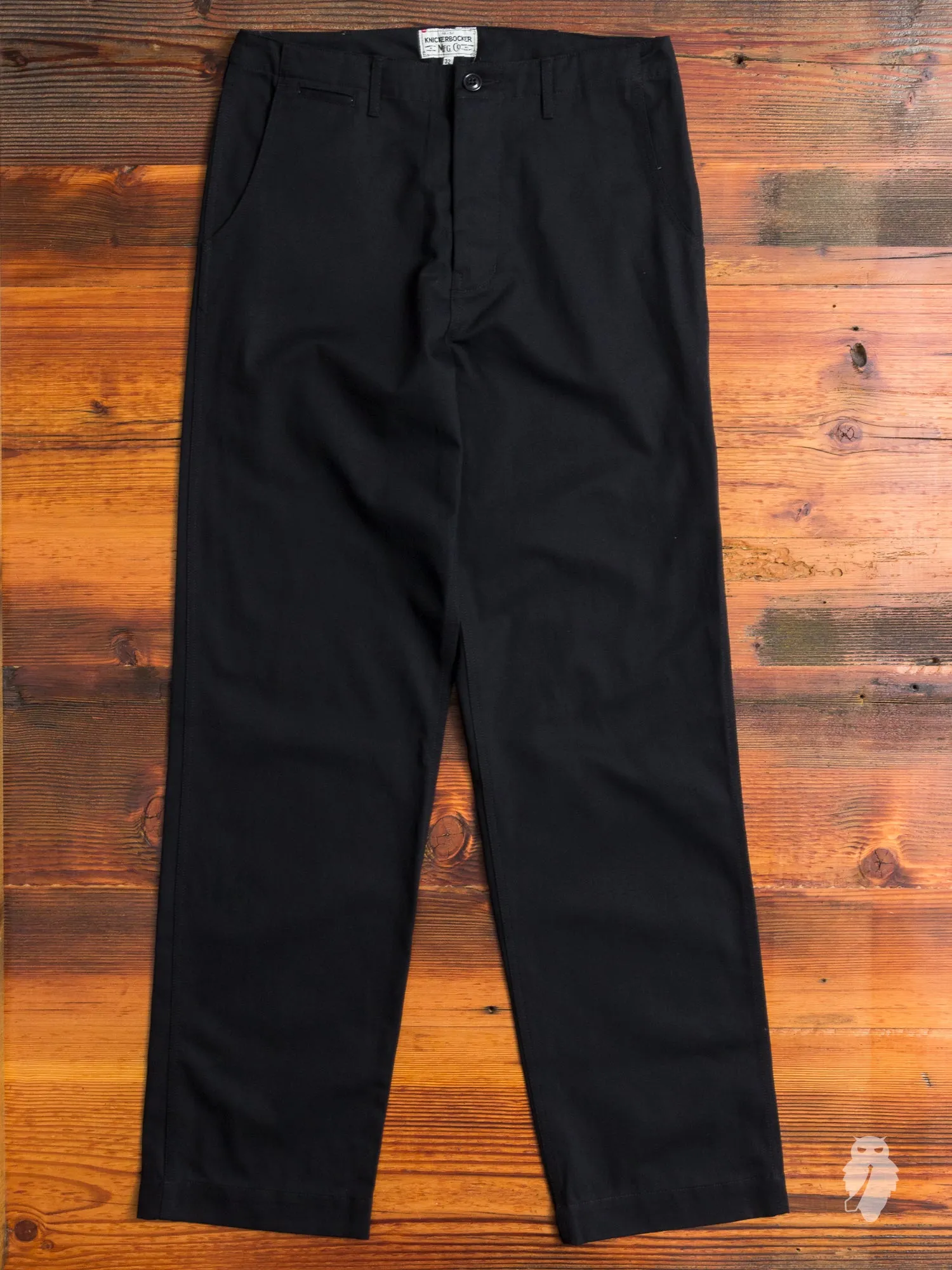 Service Chino in Black