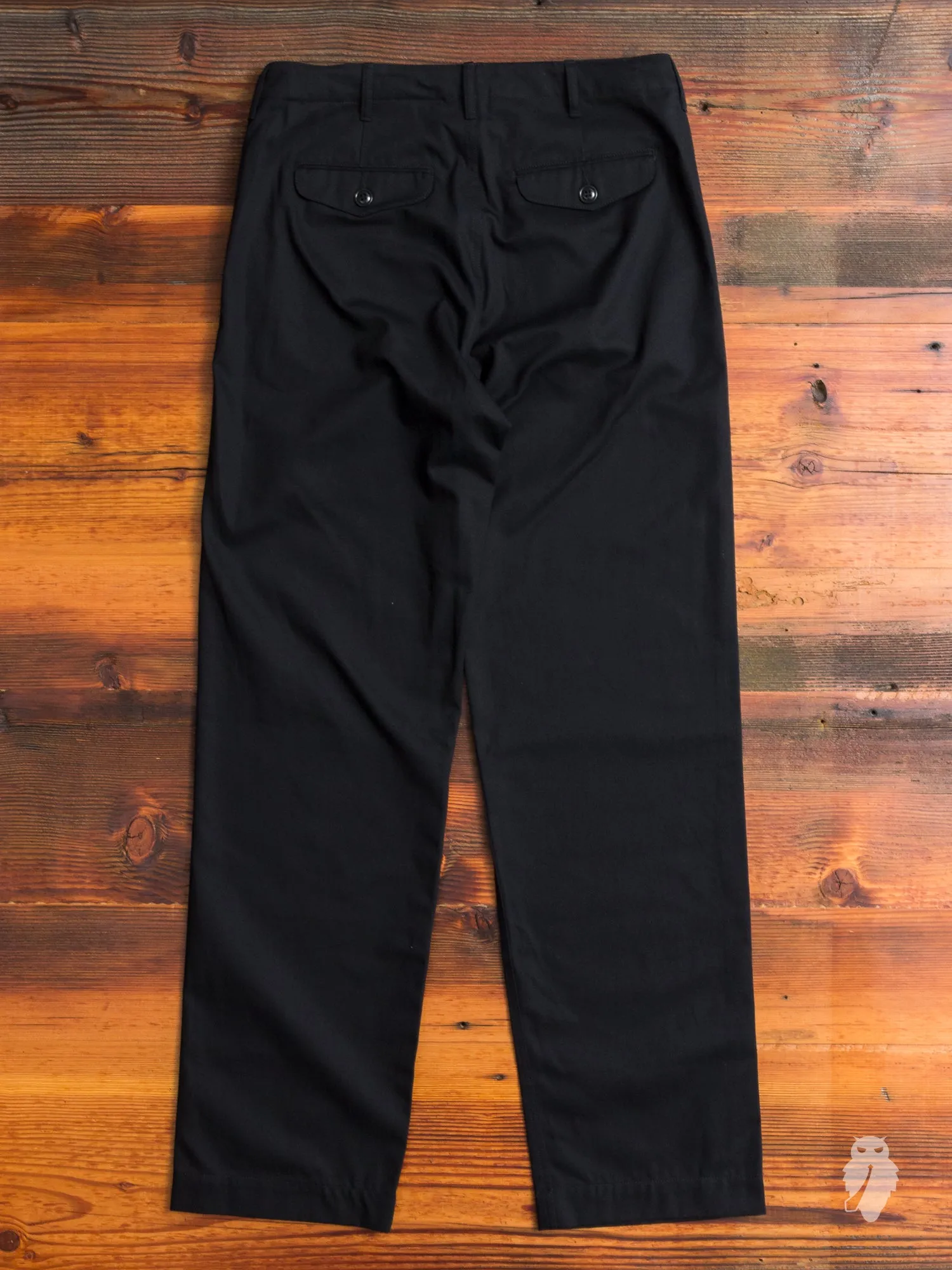 Service Chino in Black