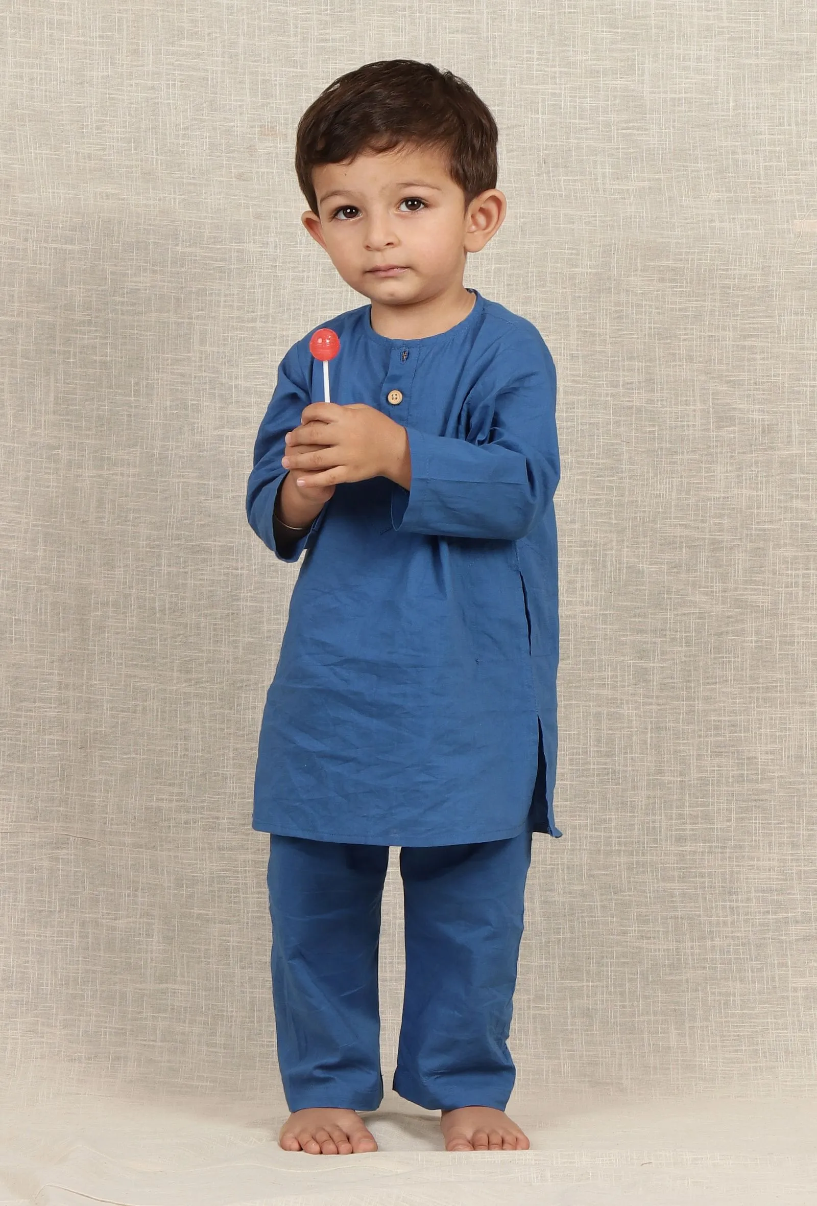 Set Of 3: Duke Blue Cotton Kurta, Pyjama & Black Kalamkari Nehru Jacket