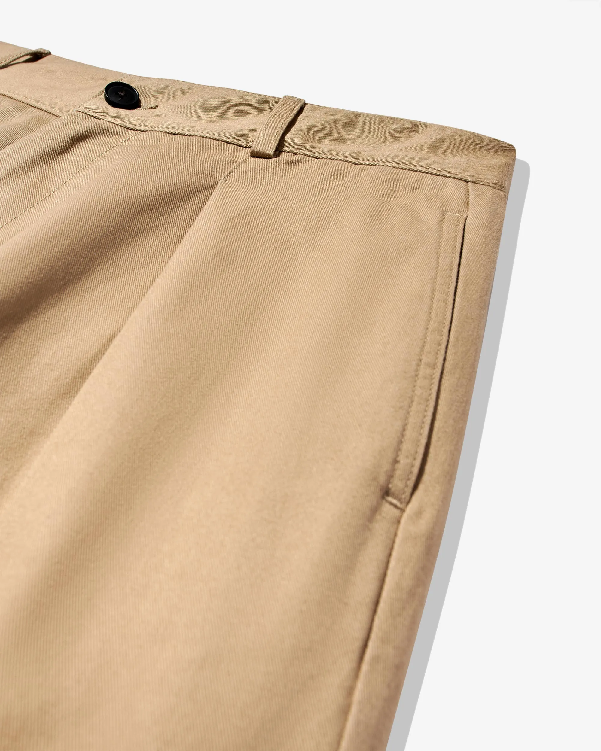 Single-Pleat Baggy Chino